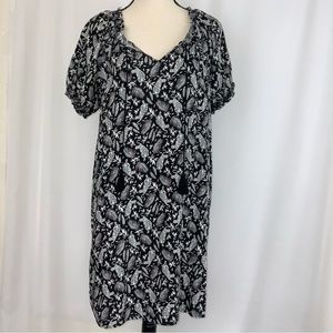 Women’s Old Navy Tiger Dress Size L